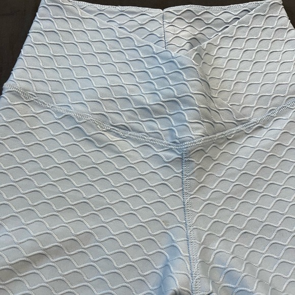 New athletic shorts, sizes XS, S and M Made in Peru - Picture 3 of 3